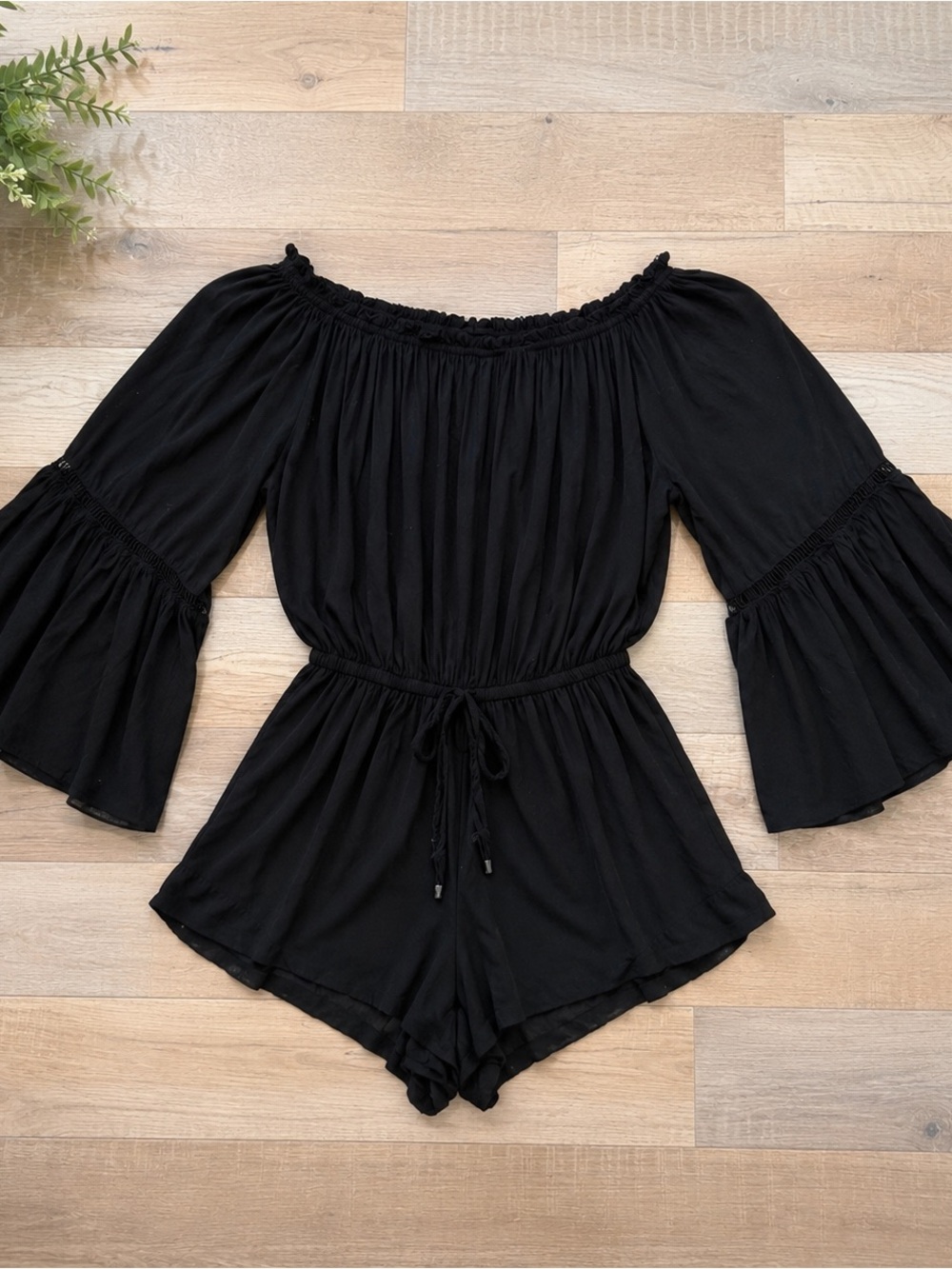 Elan Black Off Shoulder Bell Sleeve Romper Boho Drawstring Waist Size - Picture 3 of 8